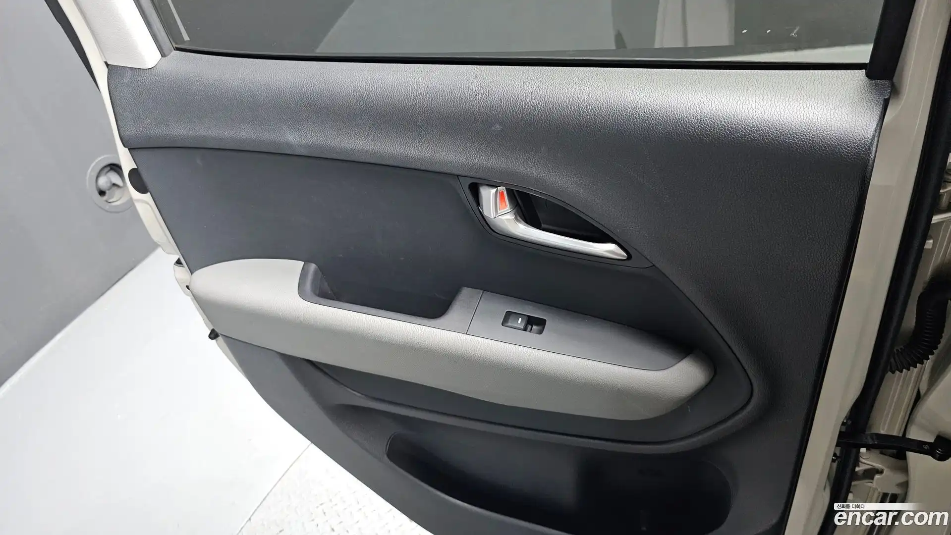 RAY Kia 2023.3-INNER-035