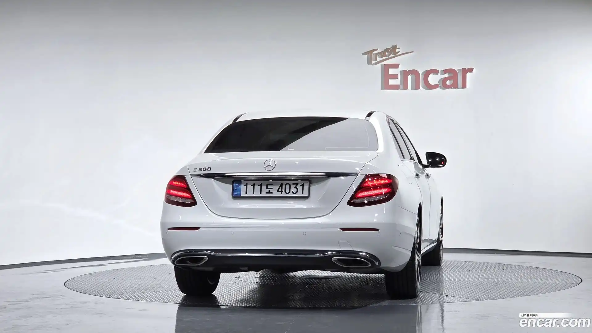 E-Class Mercedes-Benz 2018.0-OUTER-004