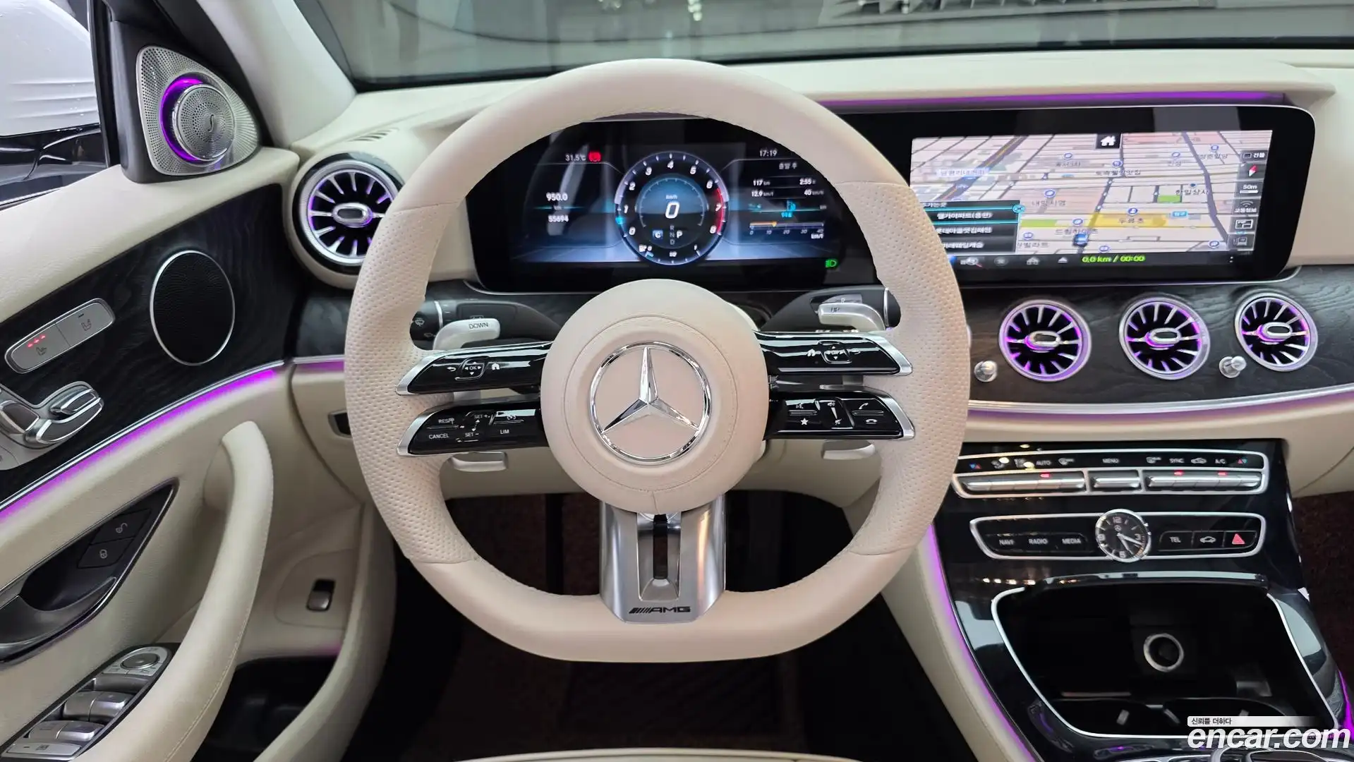 E-Class Mercedes-Benz 2018.0-OPTION-017