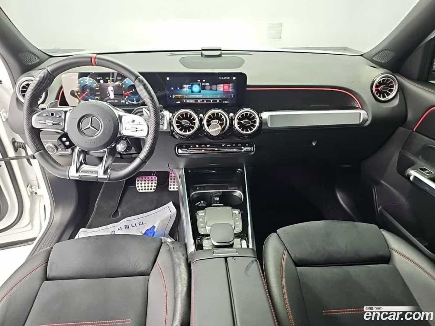 GLB-Class Mercedes-Benz 2022.8-INNER-007