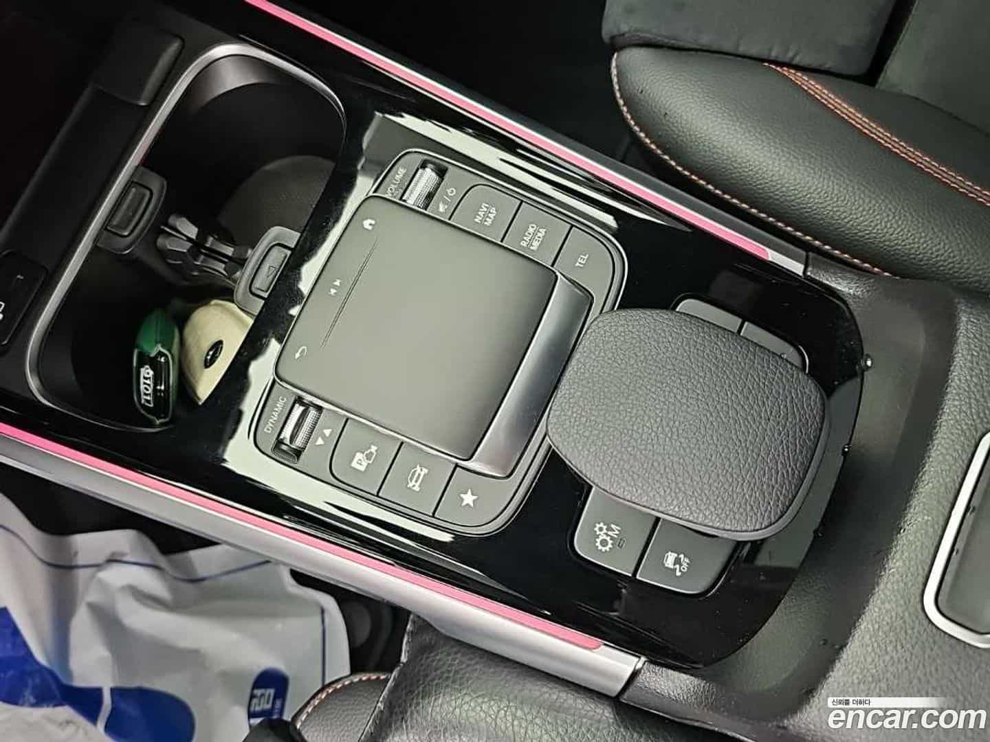 GLB-Class Mercedes-Benz 2022.8-OPTION-022