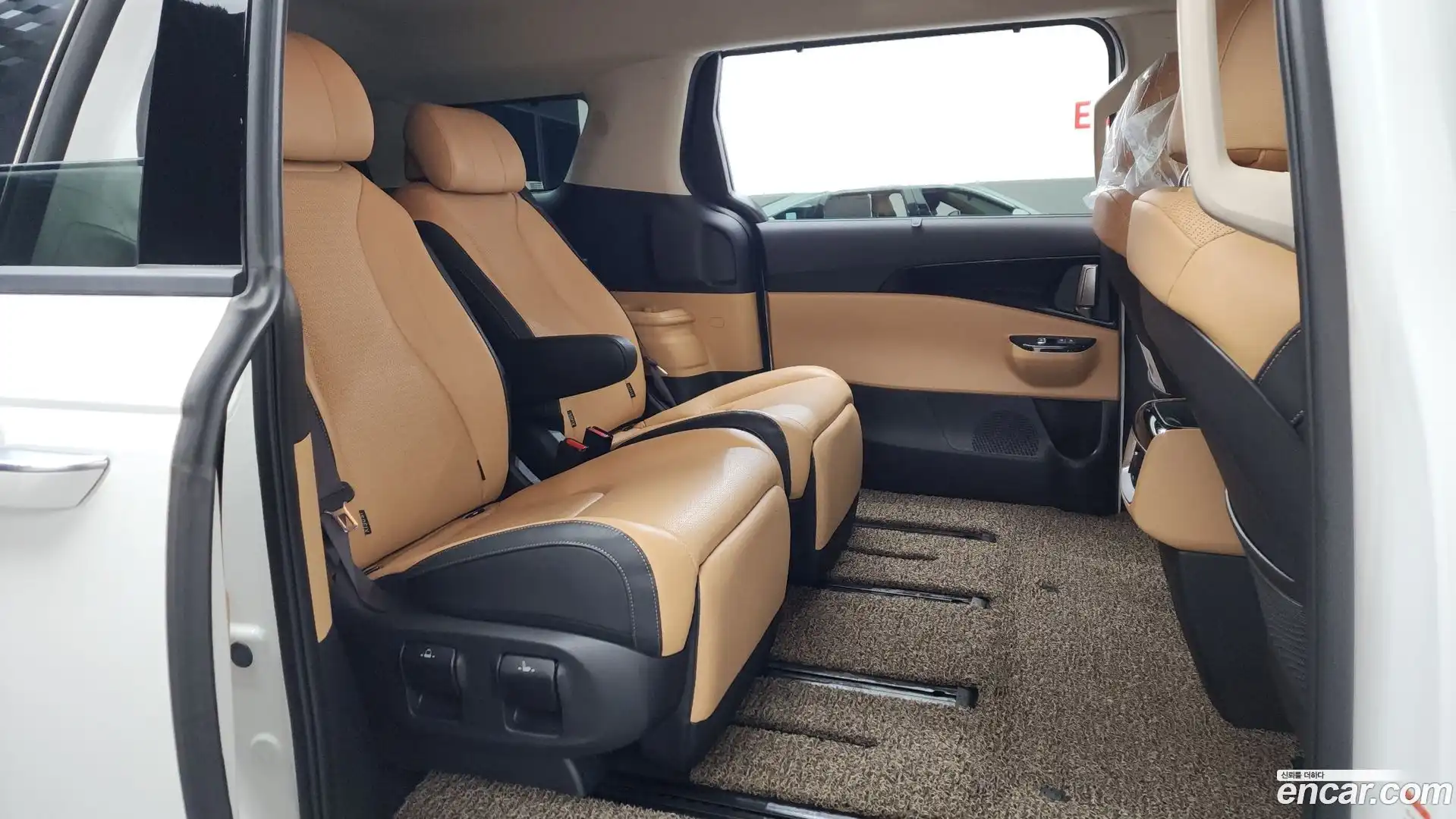 Canival Kia 2023.6-OPTION-015
