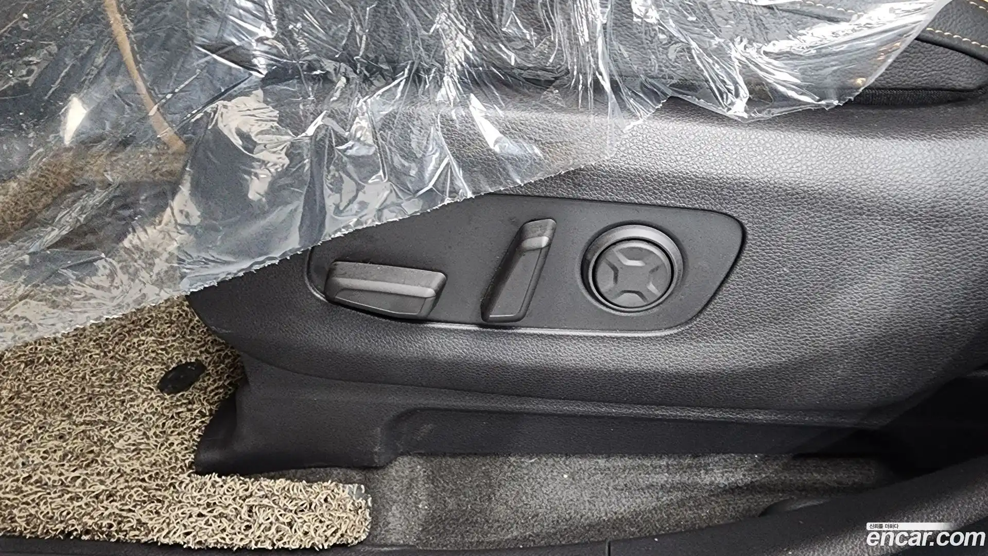 Canival Kia 2023.6-OPTION-044