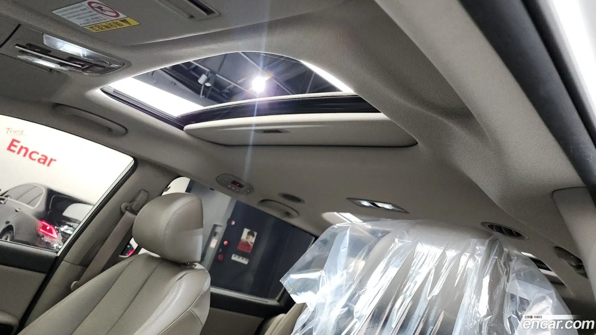 Canival Kia 2018.9-OPTION-022