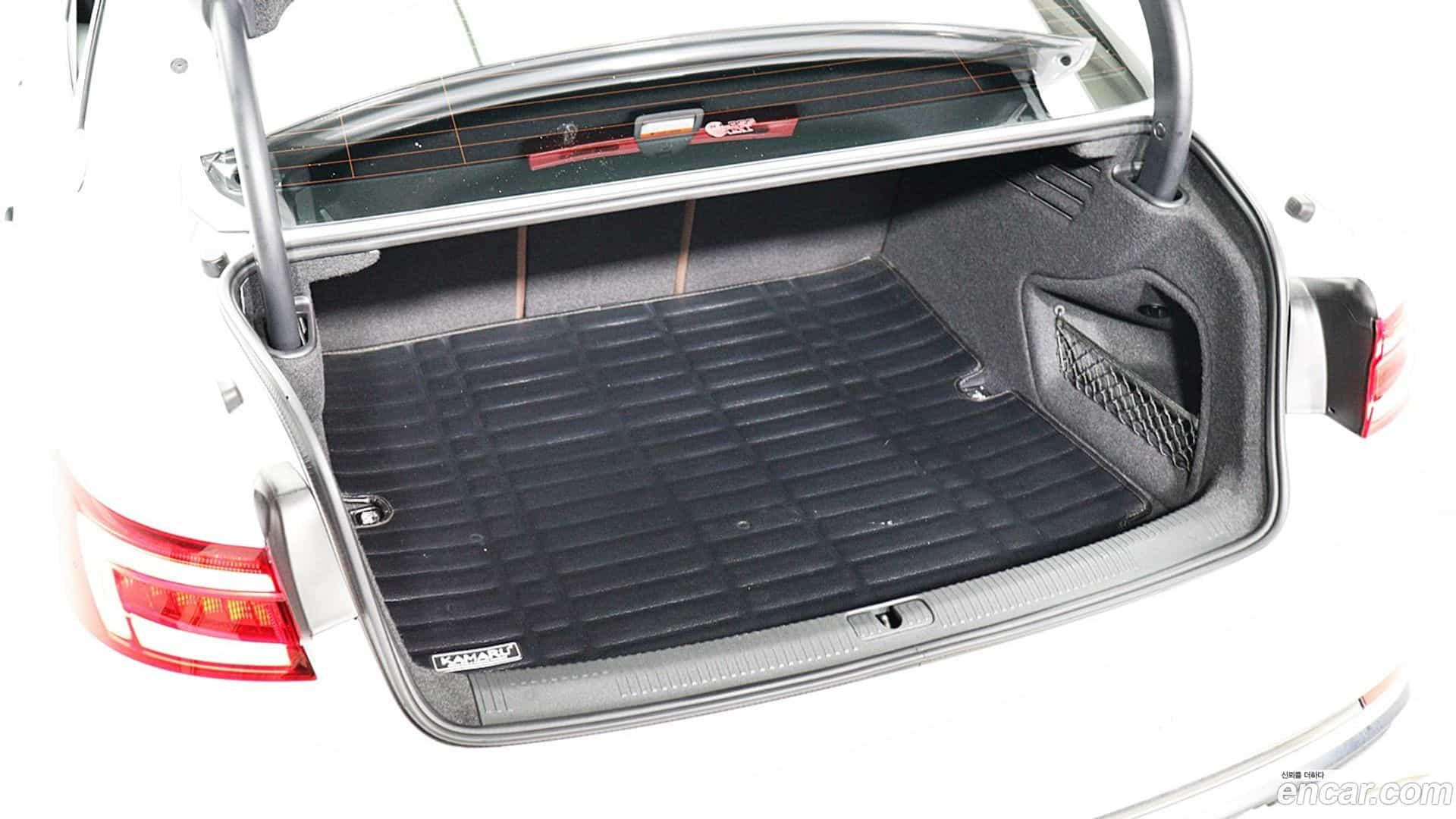 A4 Audi 2019.11-INNER-007