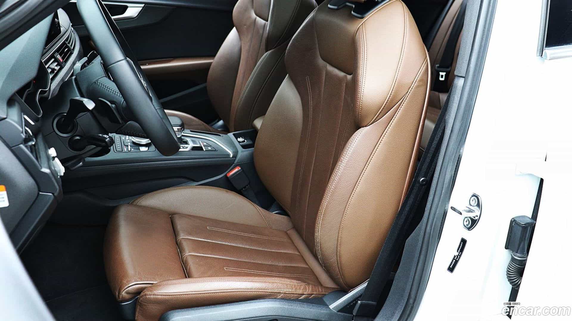 A4 Audi 2019.11-INNER-010