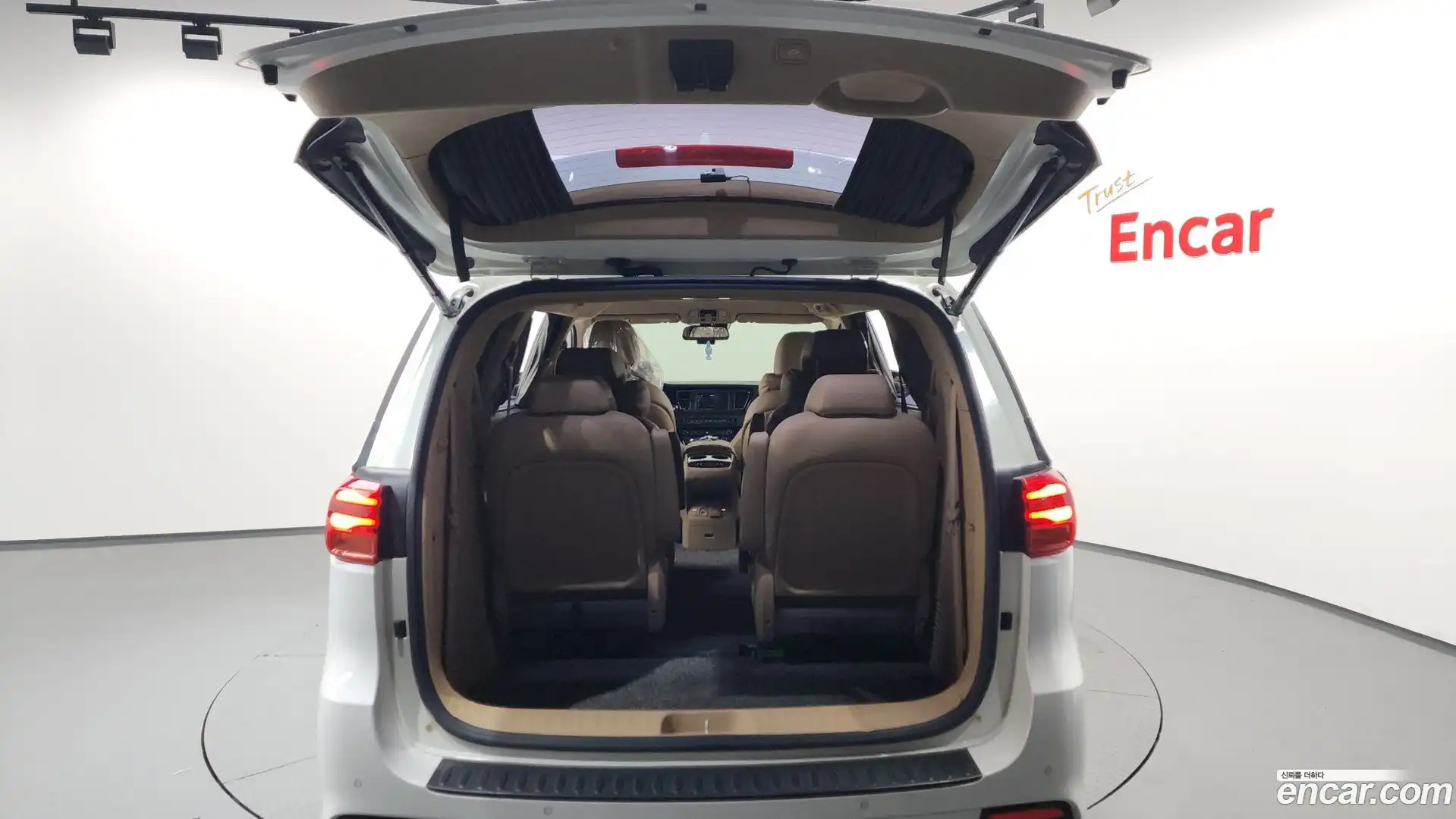 Canival Kia 2018.8-OPTION-040