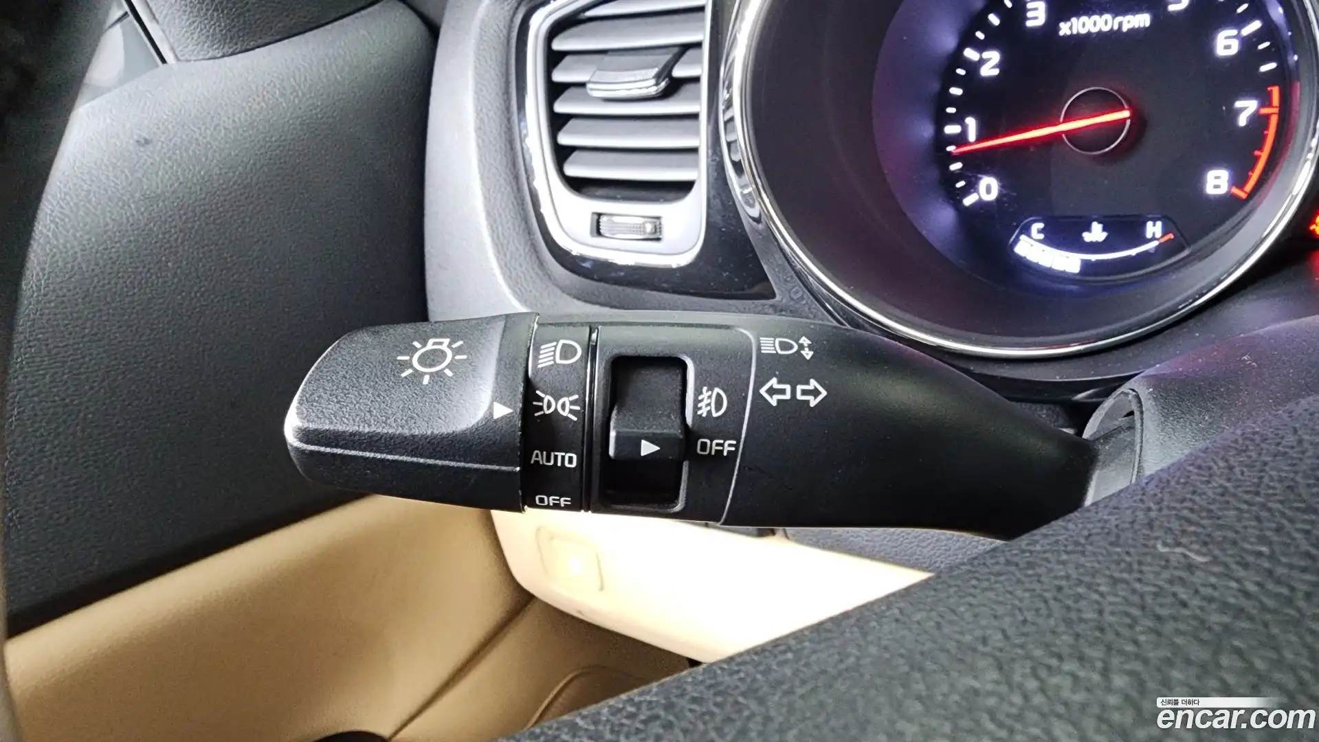 Canival Kia 2018.8-OPTION-046