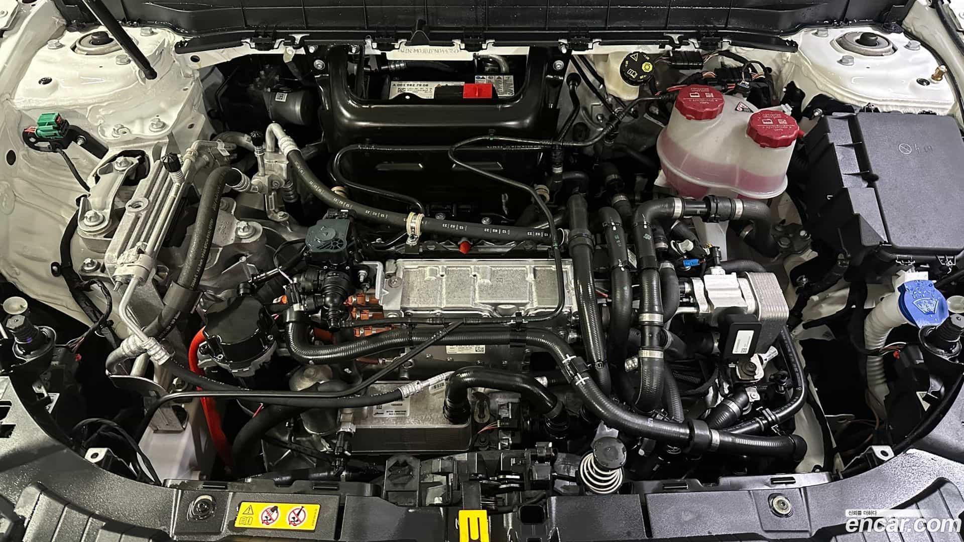 EQB Mercedes-Benz 2023.8-OUTER-006