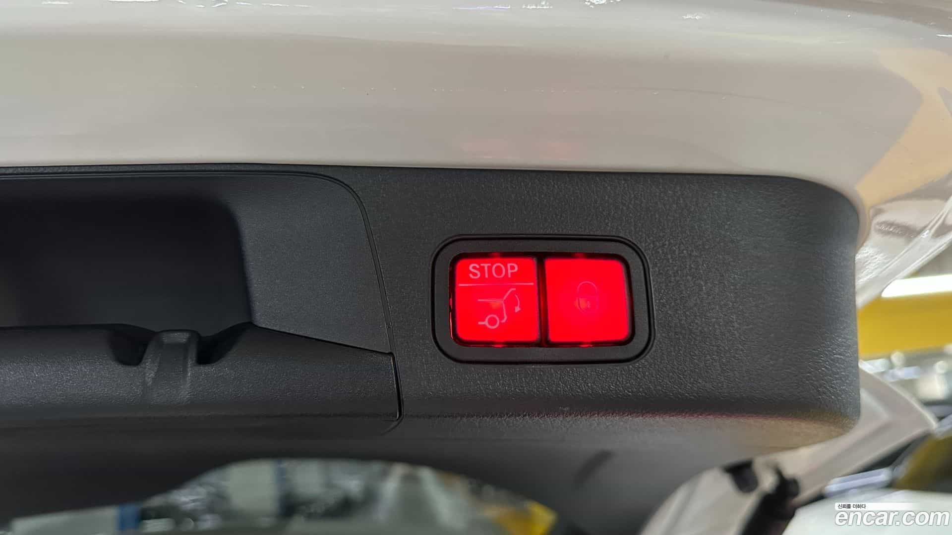 EQB Mercedes-Benz 2023.8-OPTION-020