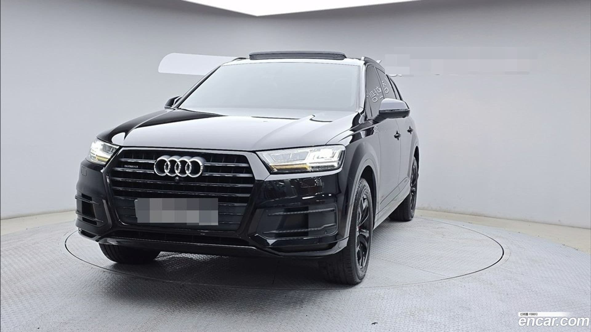 Main__Slider__Photo:Q7 Audi 2019.9-0