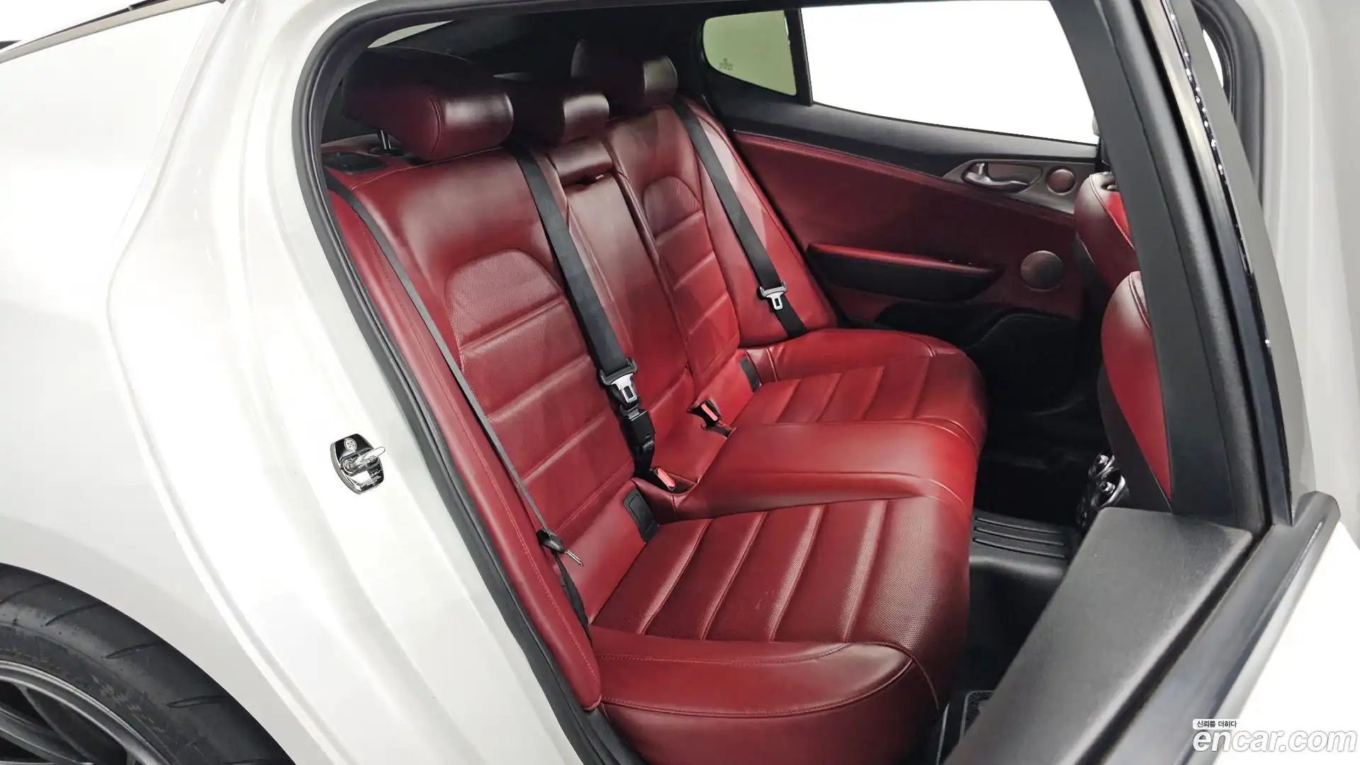 Stinger Kia 2017.7-OPTION-015