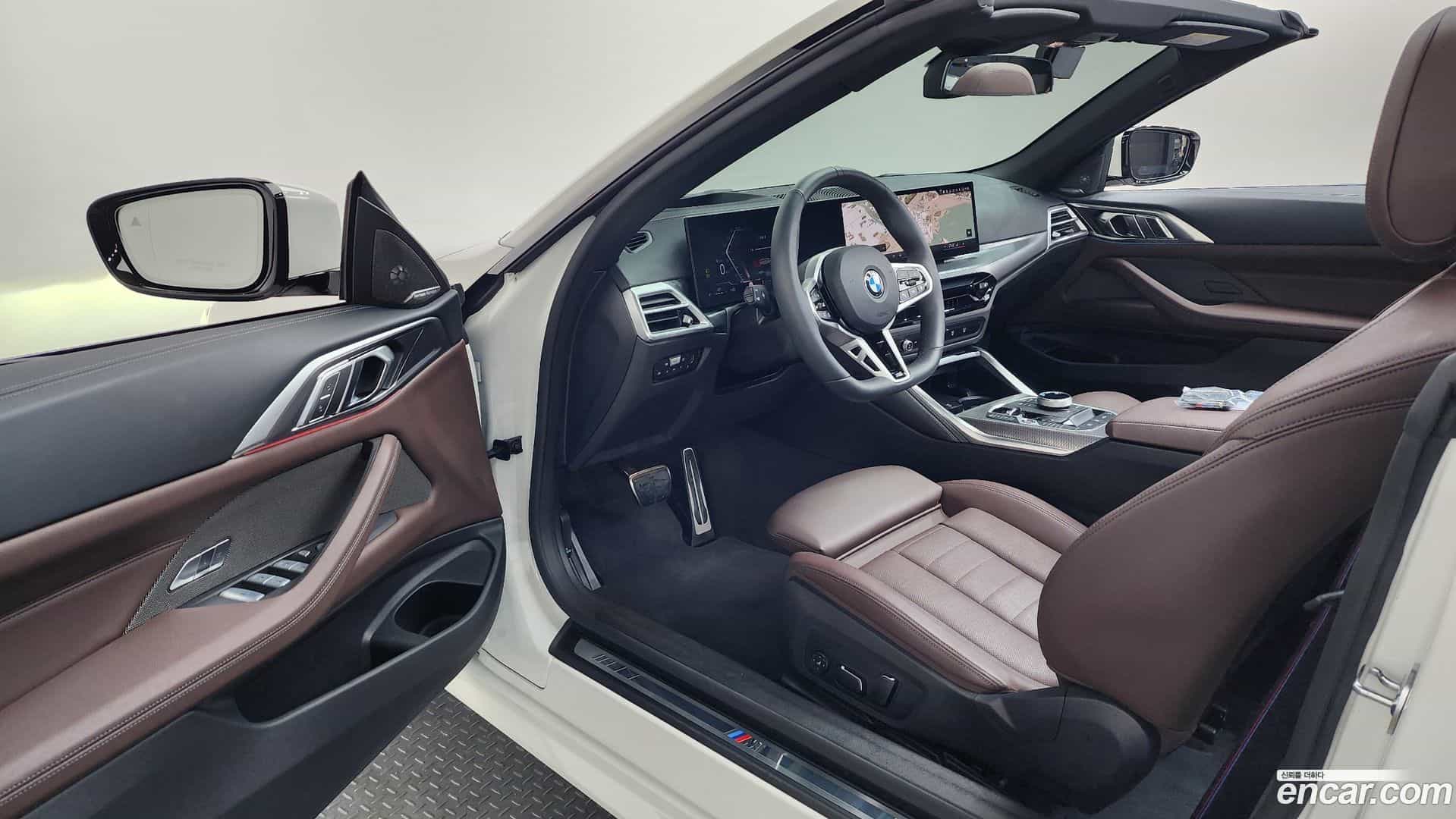 4-Series BMW 2025.9-INNER-010