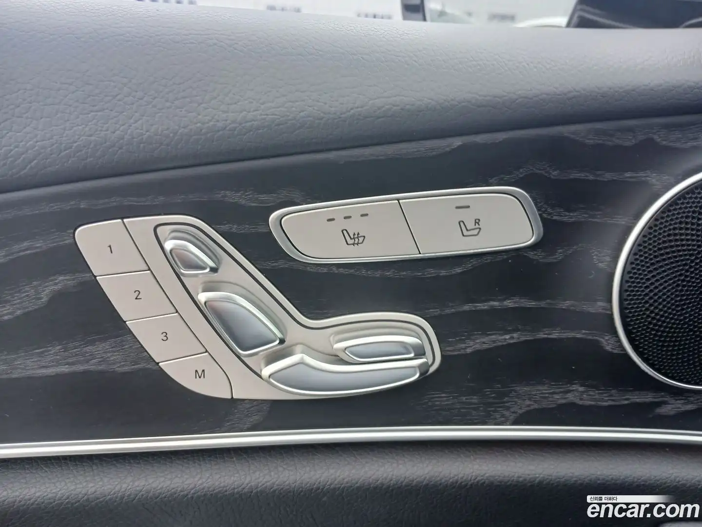 E-Class Mercedes-Benz 2017.11-INNER-009