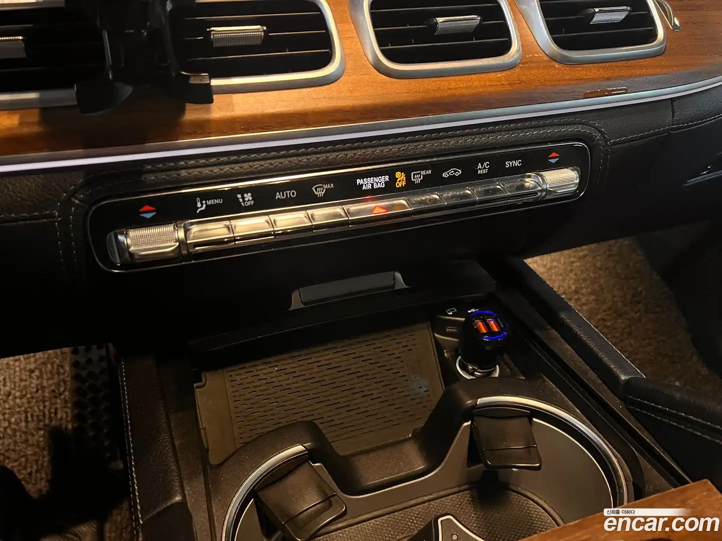 GLS-Class Mercedes-Benz 2020.11-INNER-010