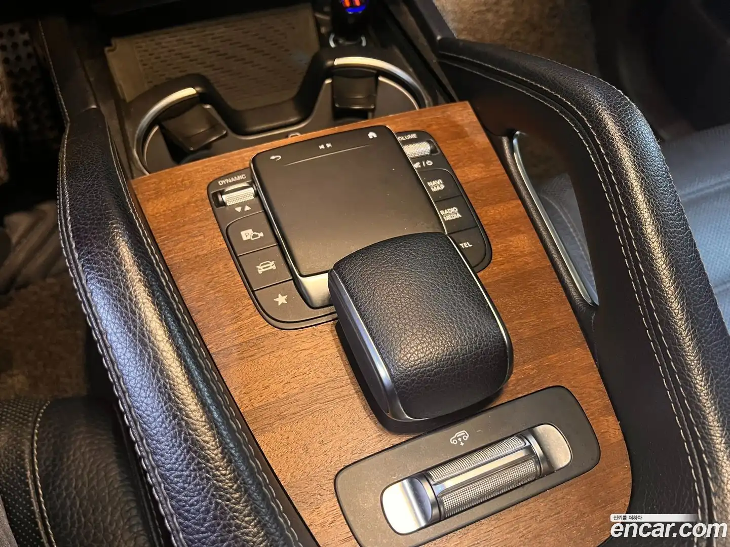 GLS-Class Mercedes-Benz 2020.11-OPTION-015