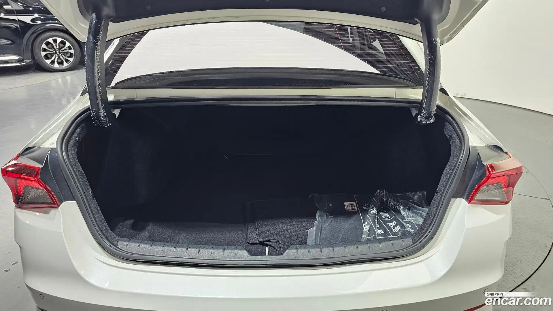 K5 Kia 2023.10-OPTION-024