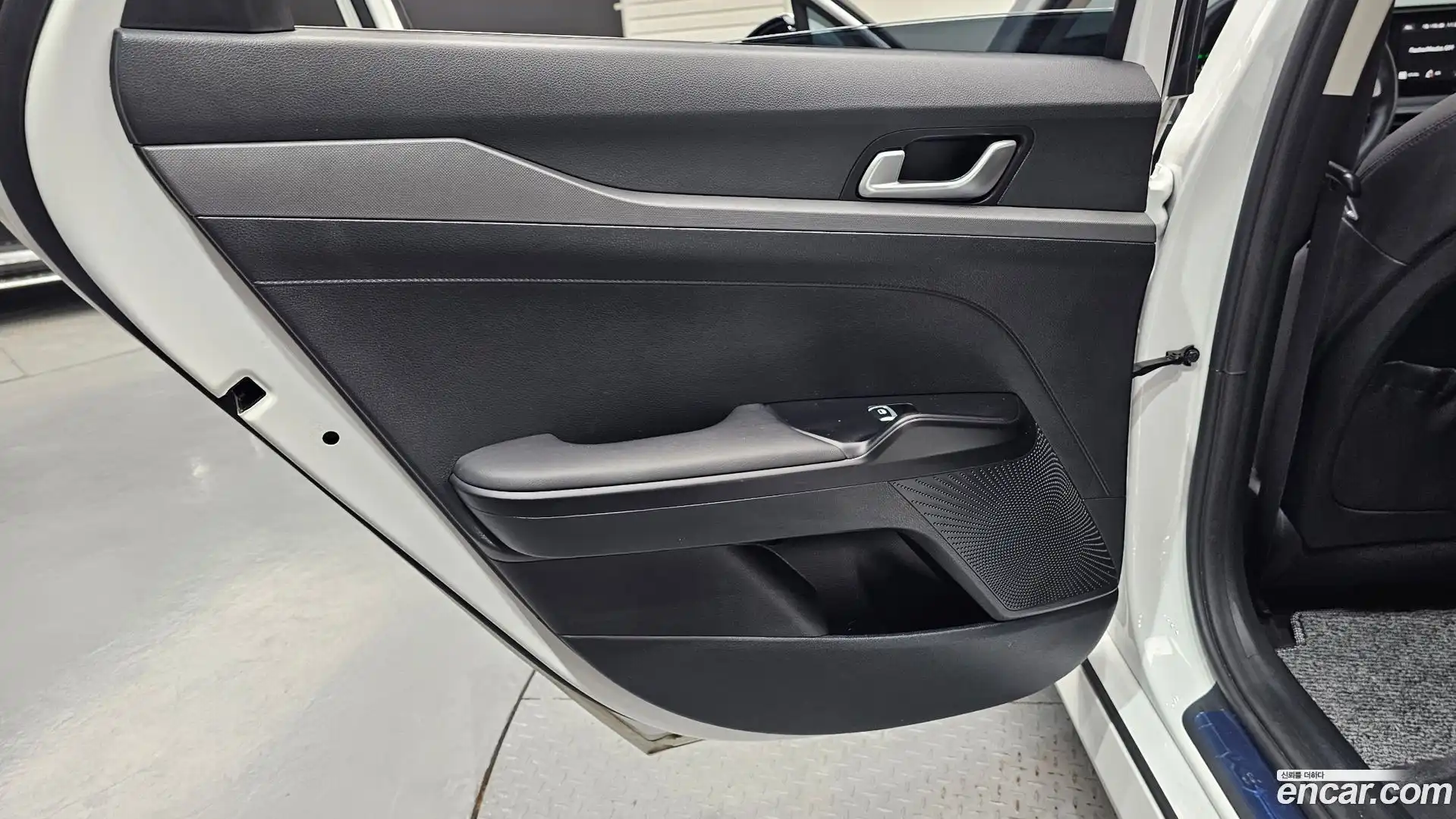 K5 Kia 2023.10-INNER-035
