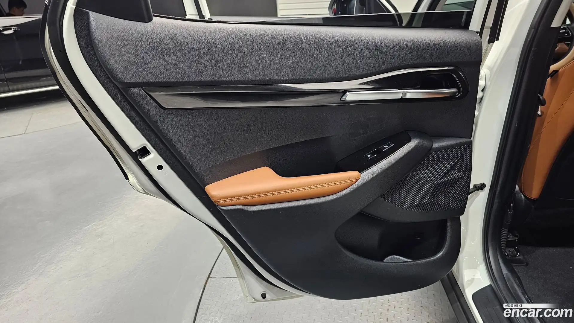 Seltos Kia 2023.8-INNER-035