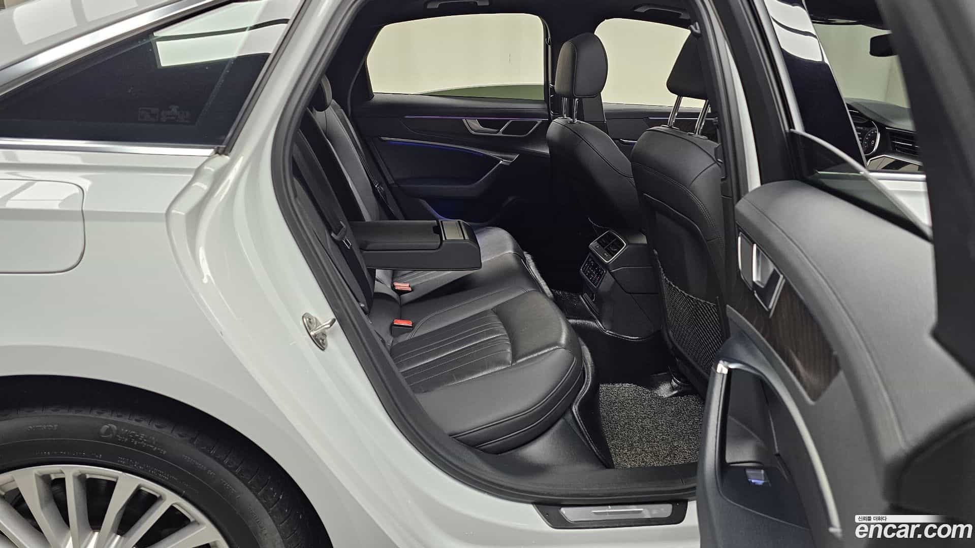 A6 Audi 2019.10-OPTION-015