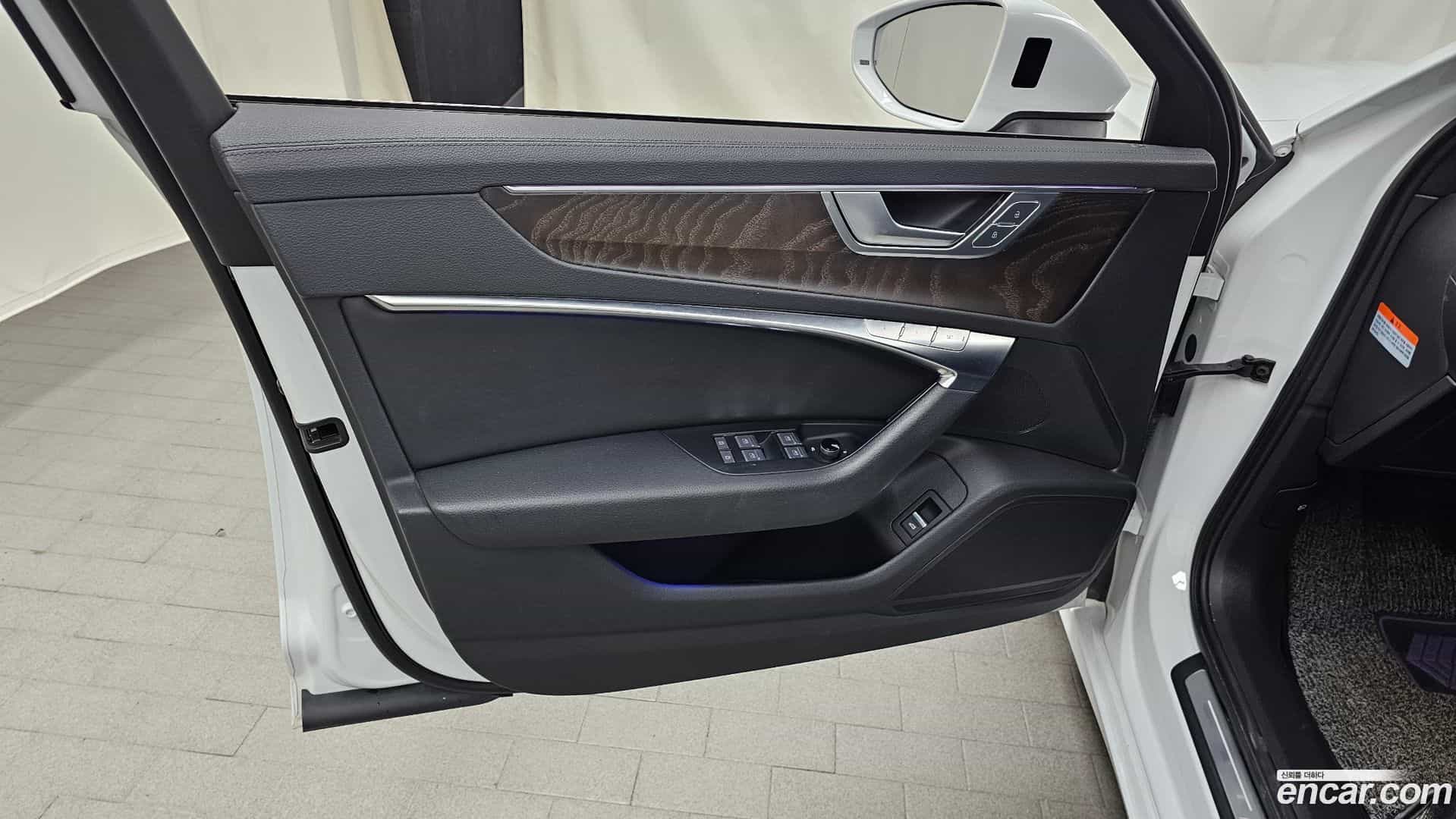 A6 Audi 2019.10-INNER-034