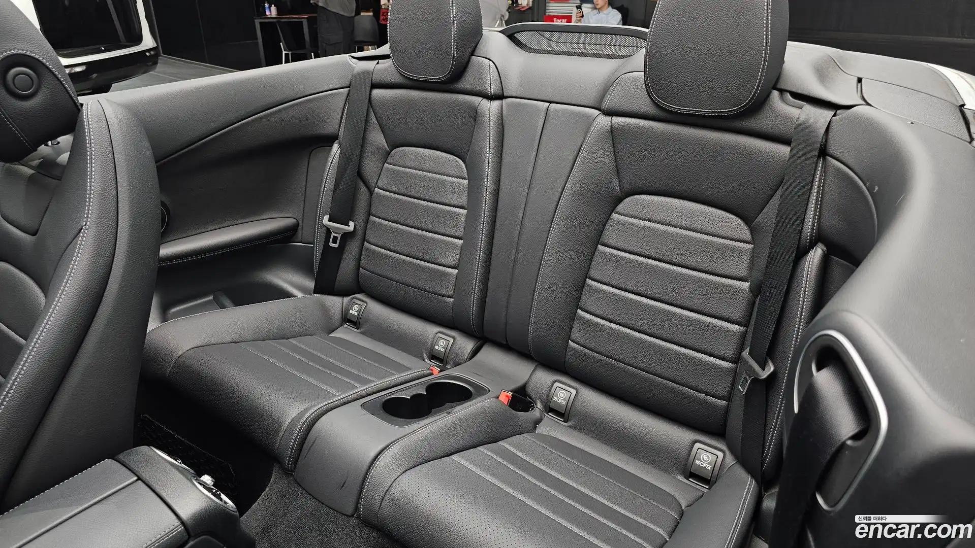 C-Class Mercedes-Benz 2019.10-OPTION-016