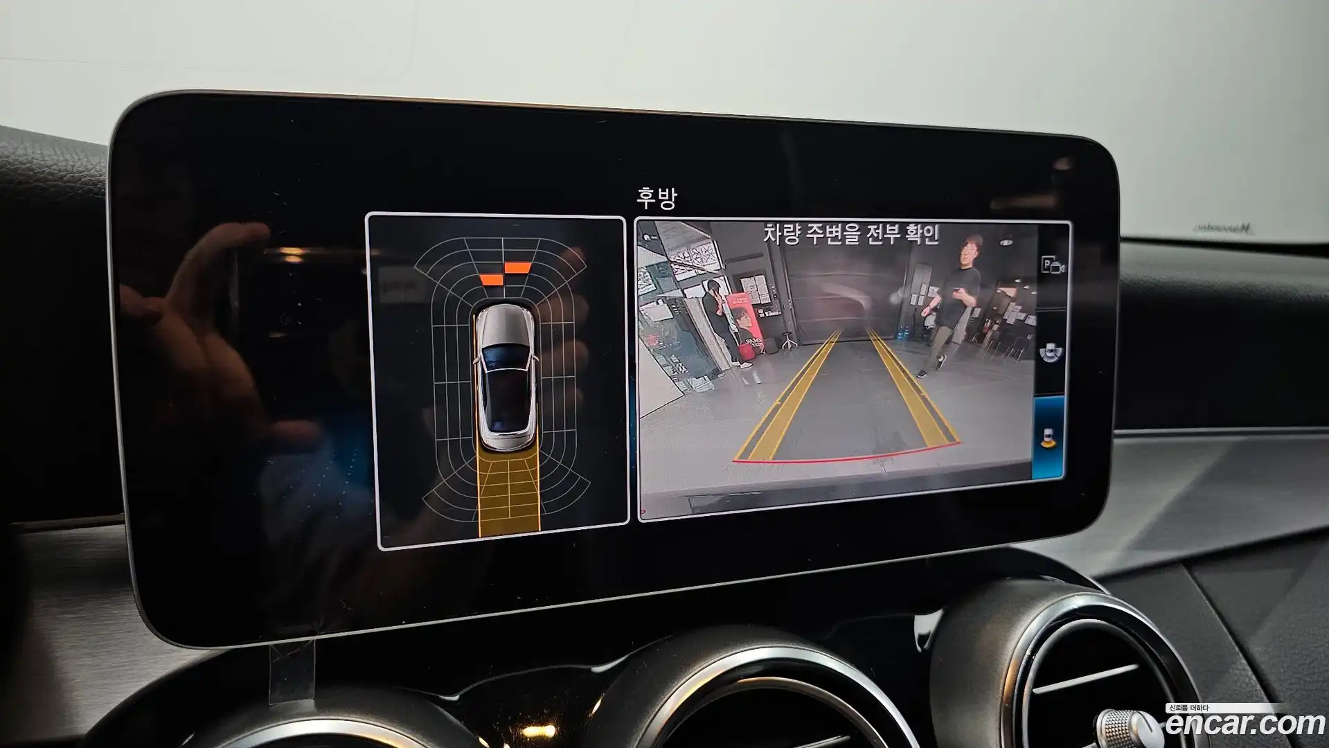 C-Class Mercedes-Benz 2019.10-OPTION-019