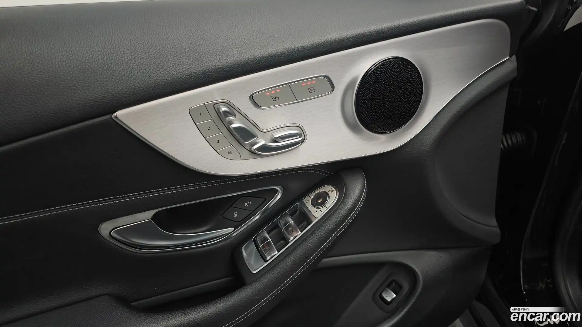 C-Class Mercedes-Benz 2019.10-OPTION-022