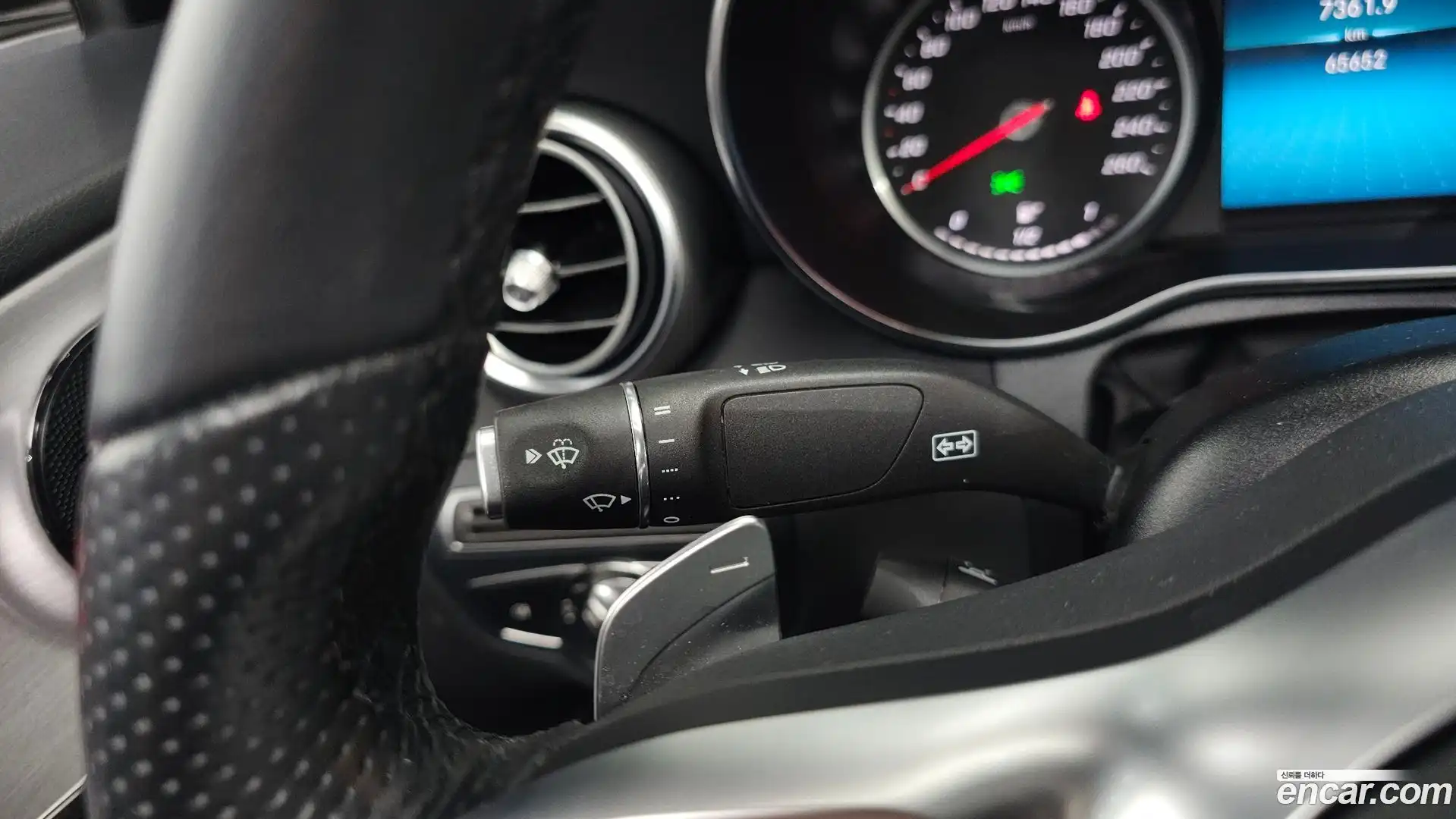 C-Class Mercedes-Benz 2019.10-OPTION-041