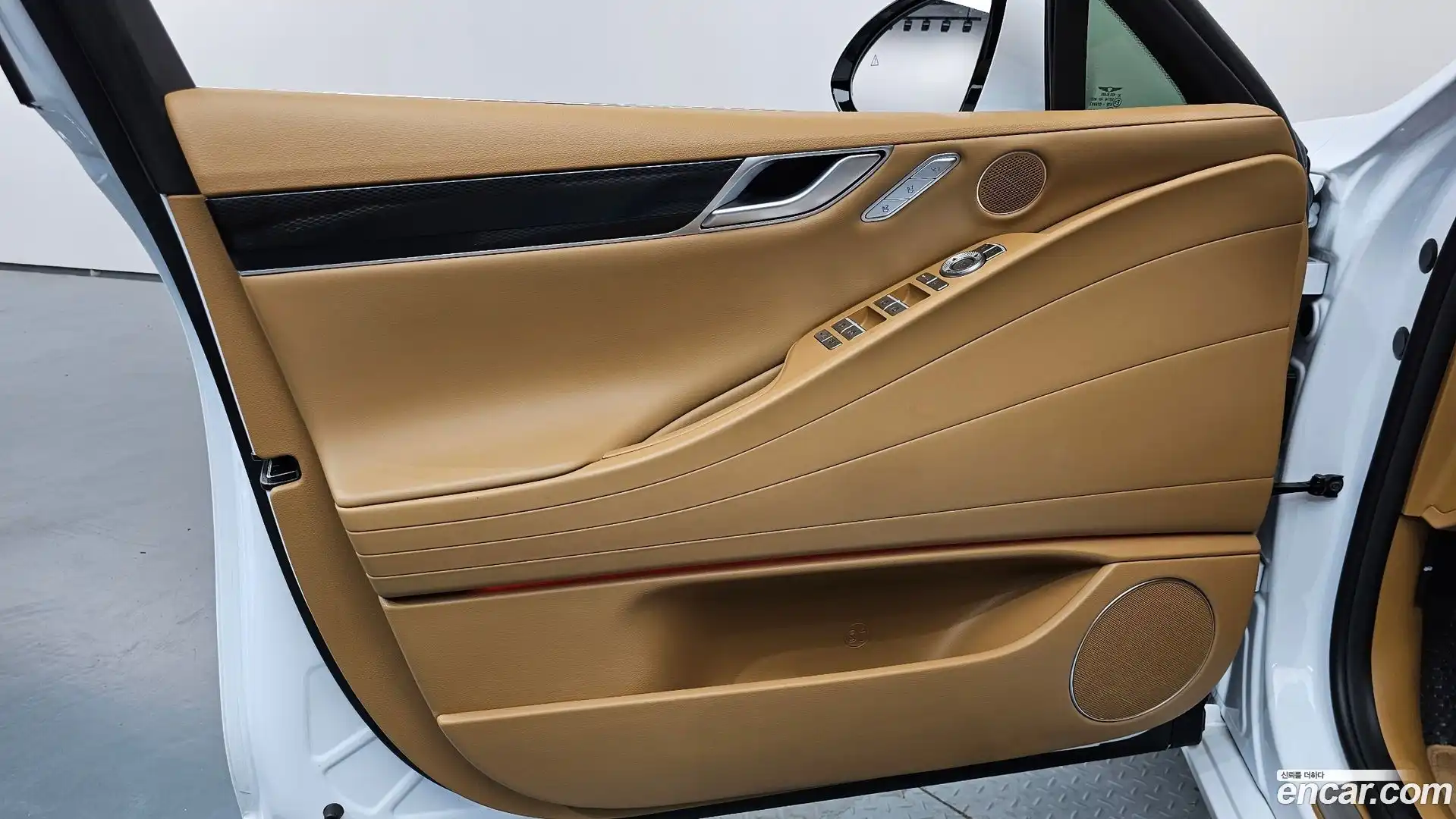 G80 Genesis 2024.7-INNER-034