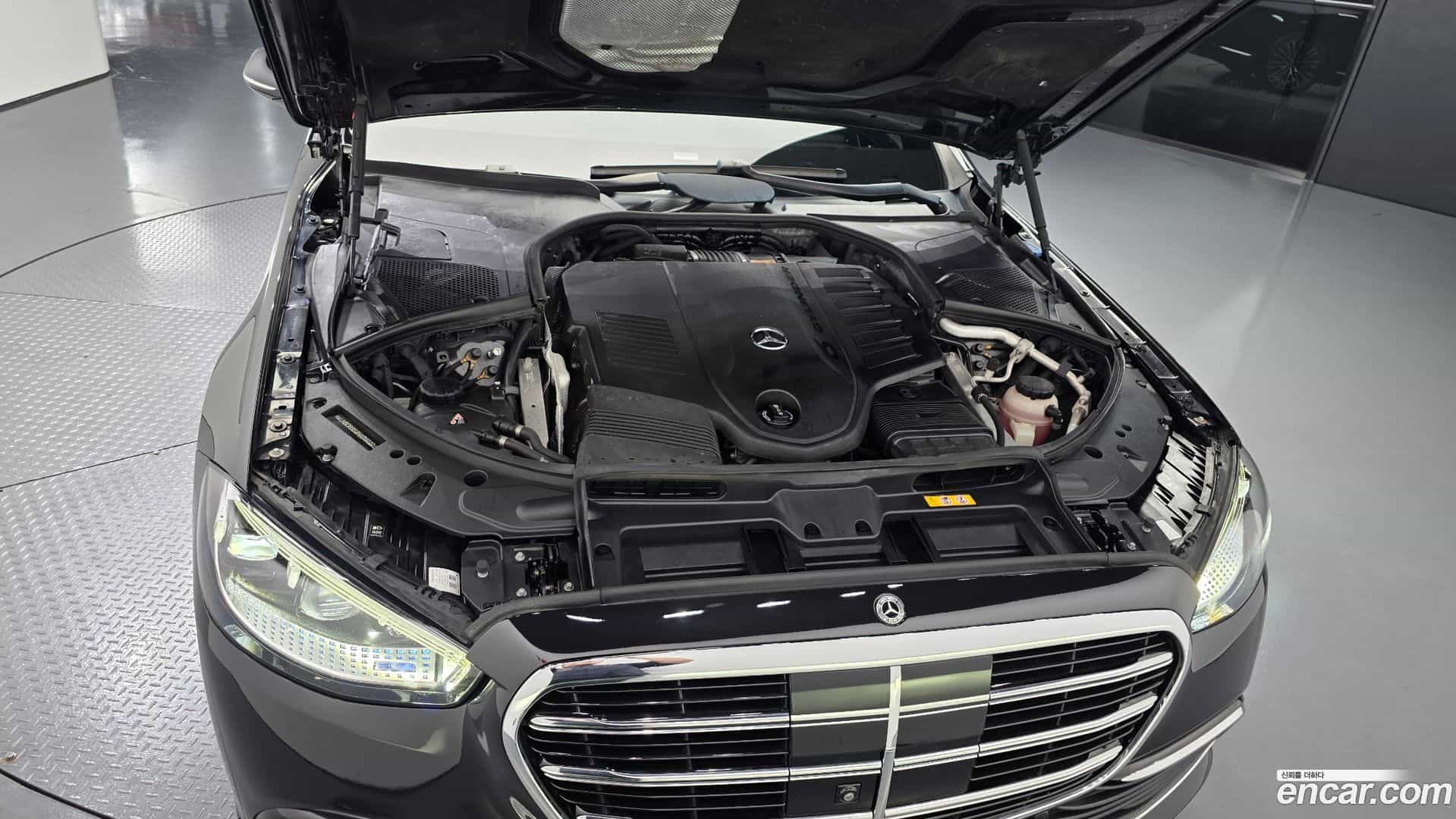 S-Class Mercedes-Benz 2022.1-OUTER-006