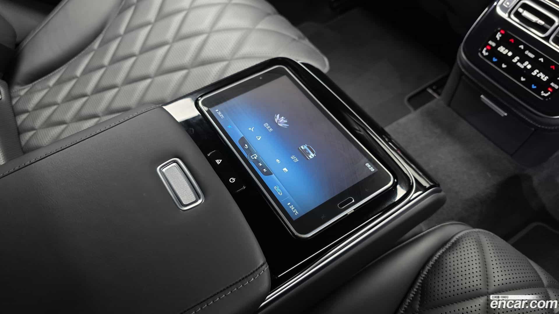 S-Class Mercedes-Benz 2022.1-OPTION-043