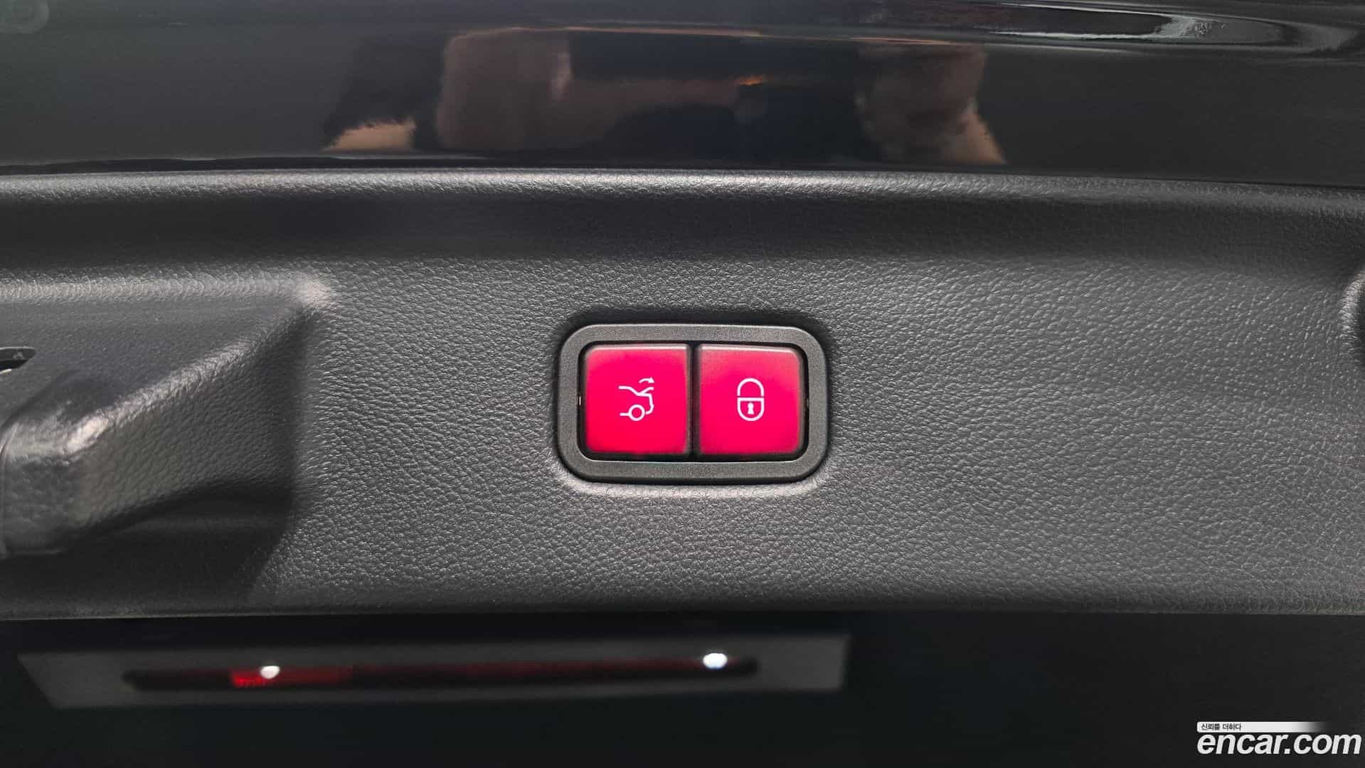 S-Class Mercedes-Benz 2022.1-OPTION-048