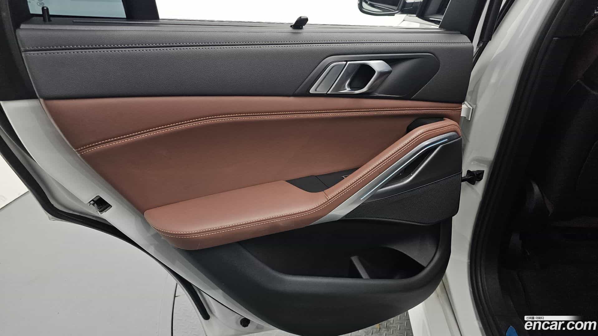 X6 BMW 2022.5-INNER-035