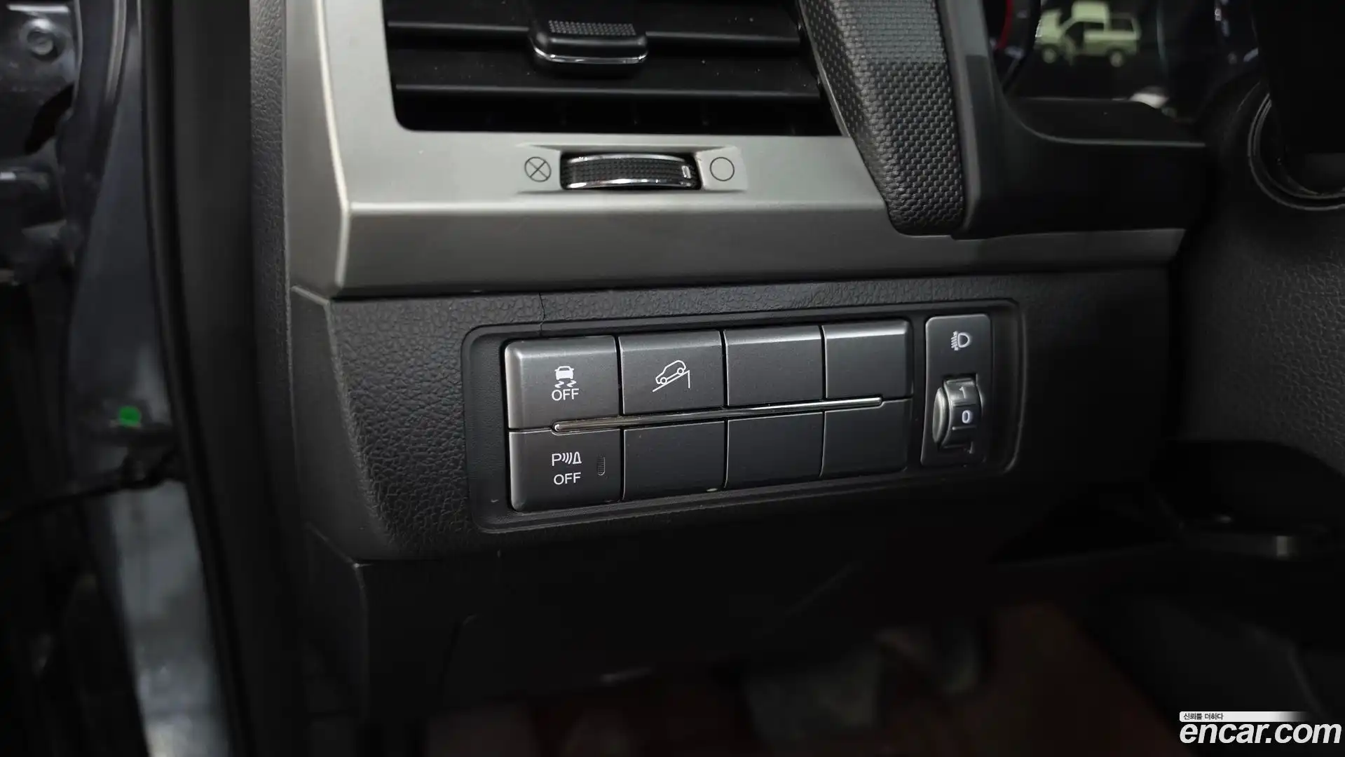 Rexton KG Mobility 2018.4-OPTION-040