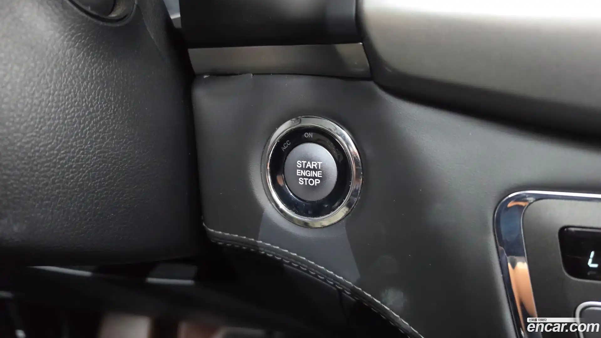 Rexton KG Mobility 2018.4-OPTION-041