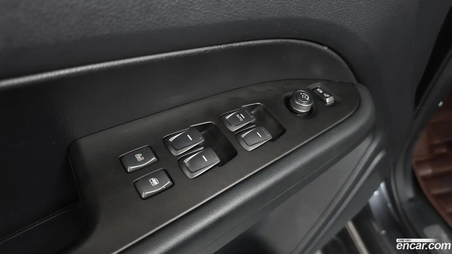 Rexton KG Mobility 2018.4-OPTION-043