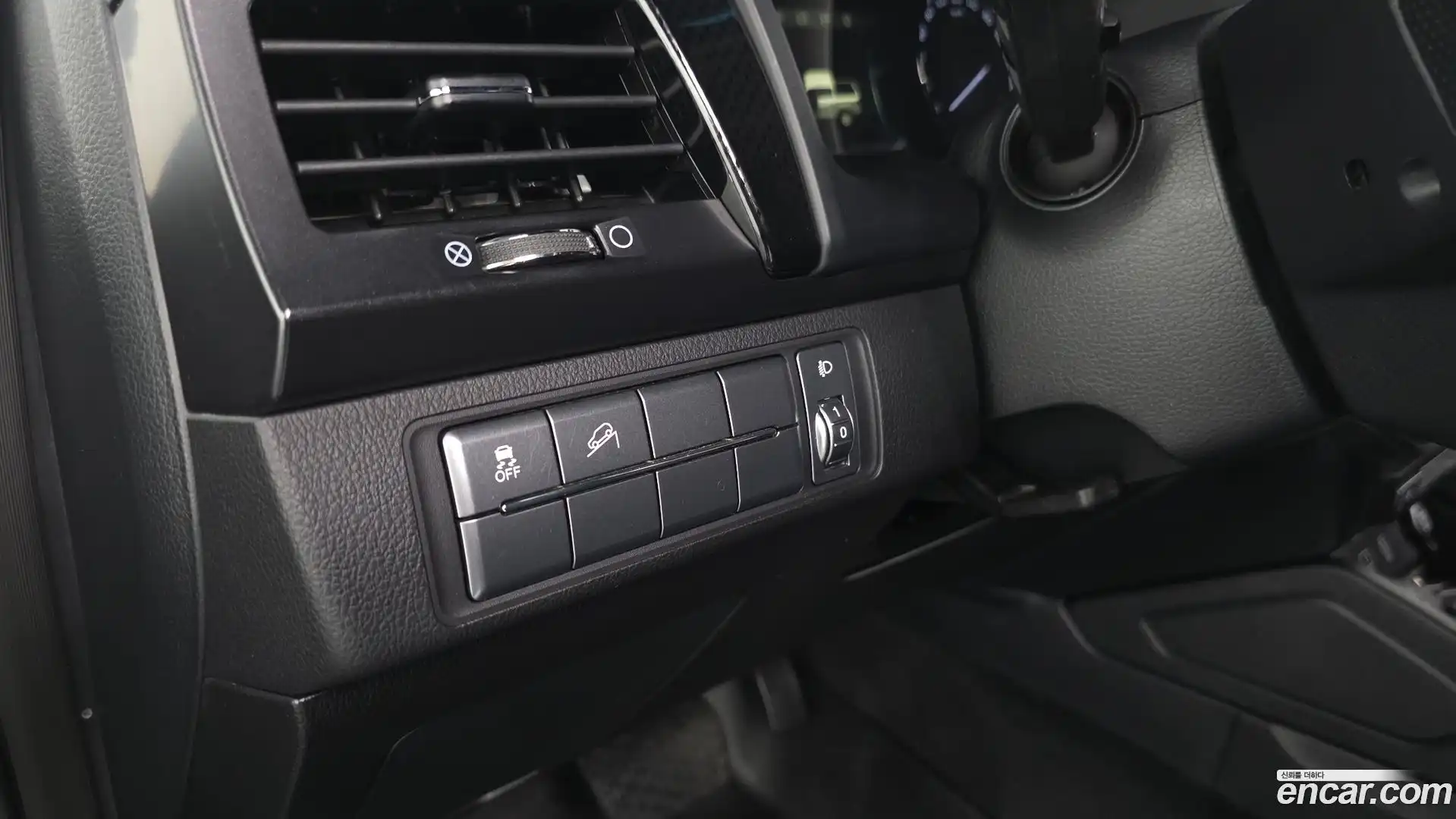 Rexton KG Mobility 2020.5-OPTION-023