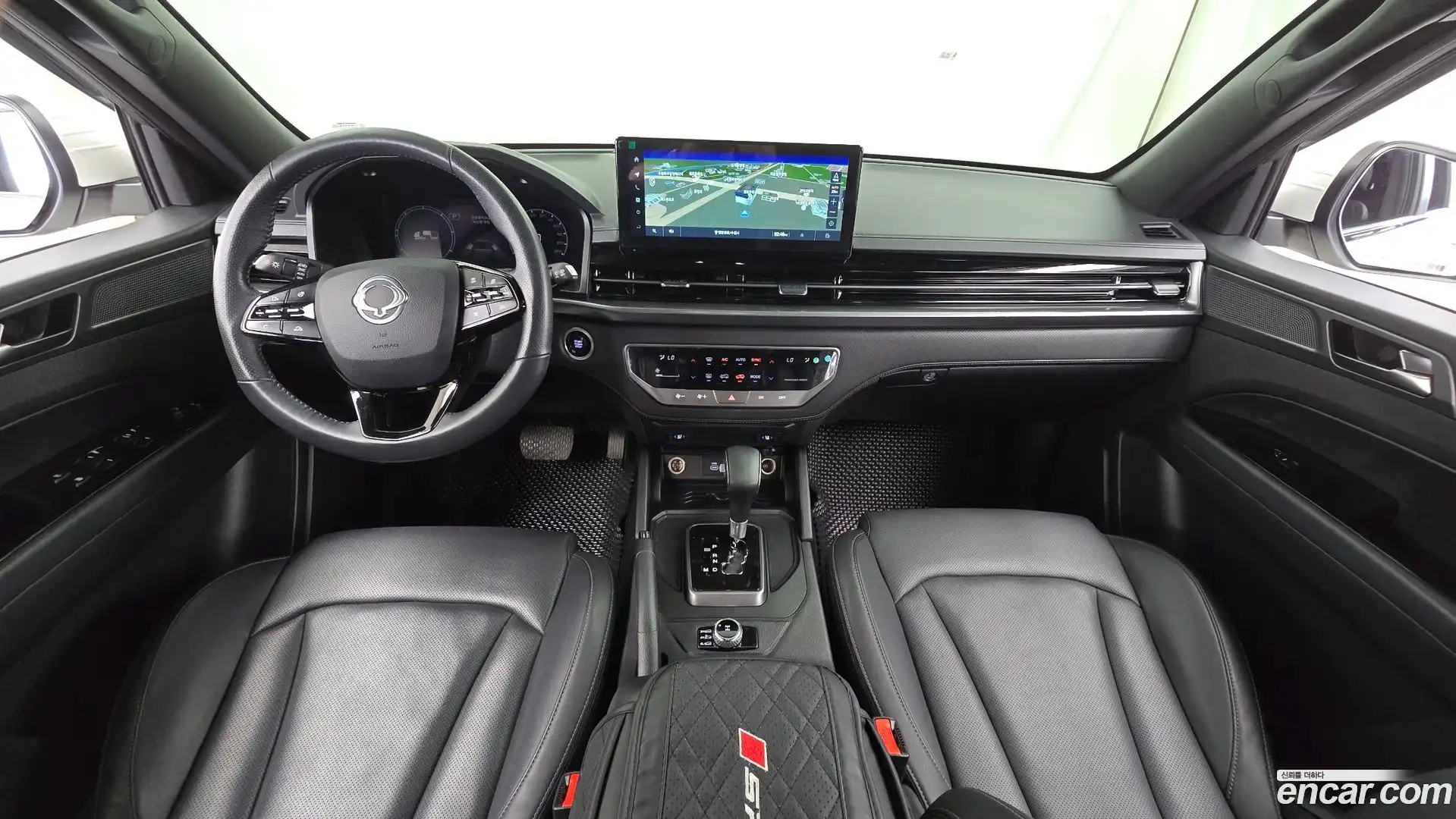Rexton KG Mobility 2023.7-INNER-007
