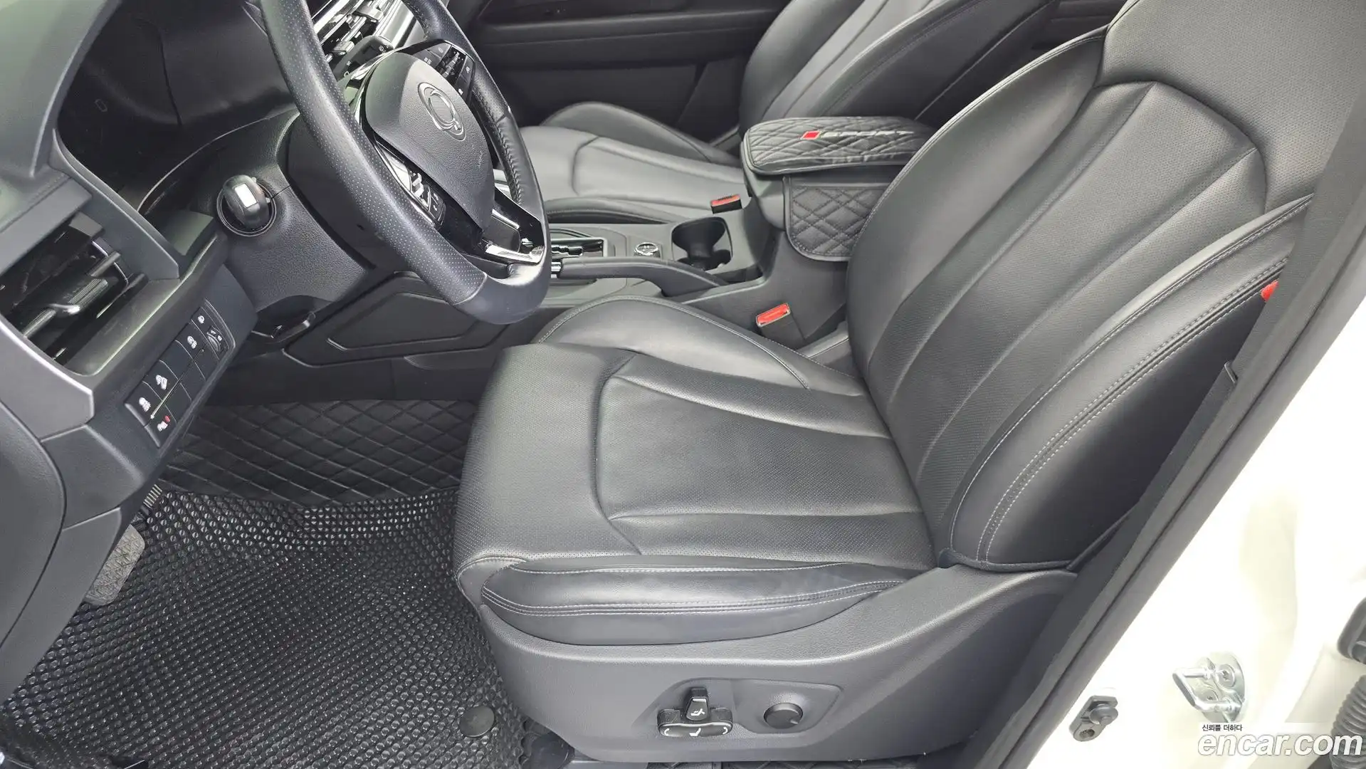 Rexton KG Mobility 2023.7-OPTION-043