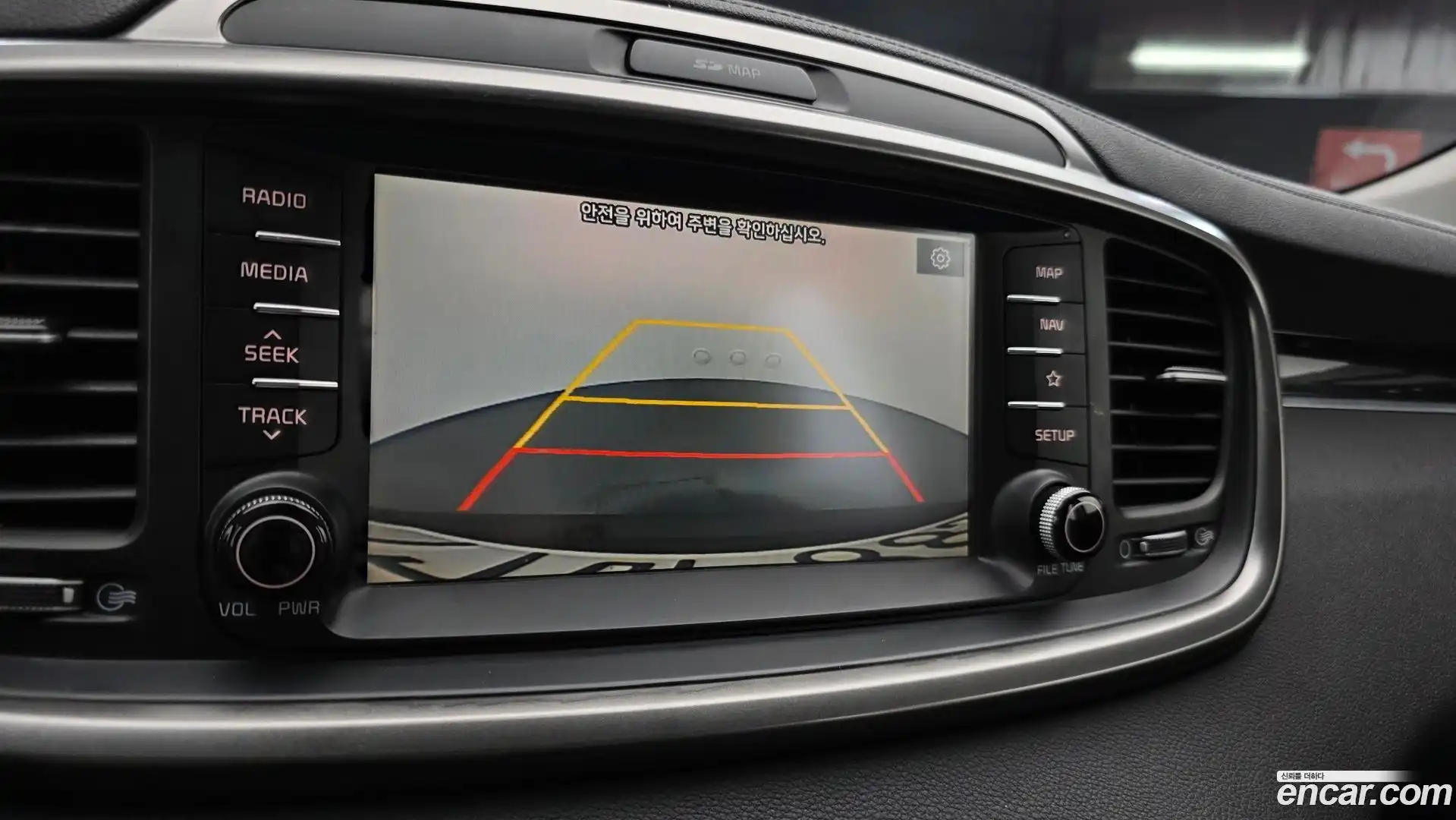 Sorento Kia 2018.2-OPTION-019
