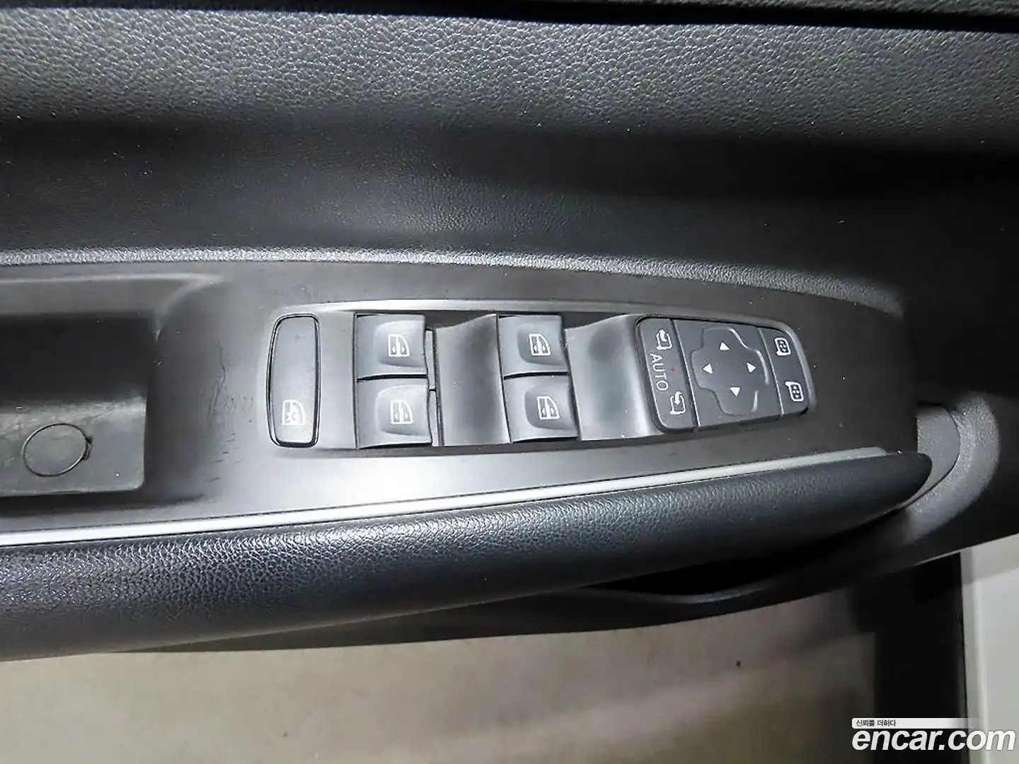 QM6 Renault Korea 2021.0-OPTION-017