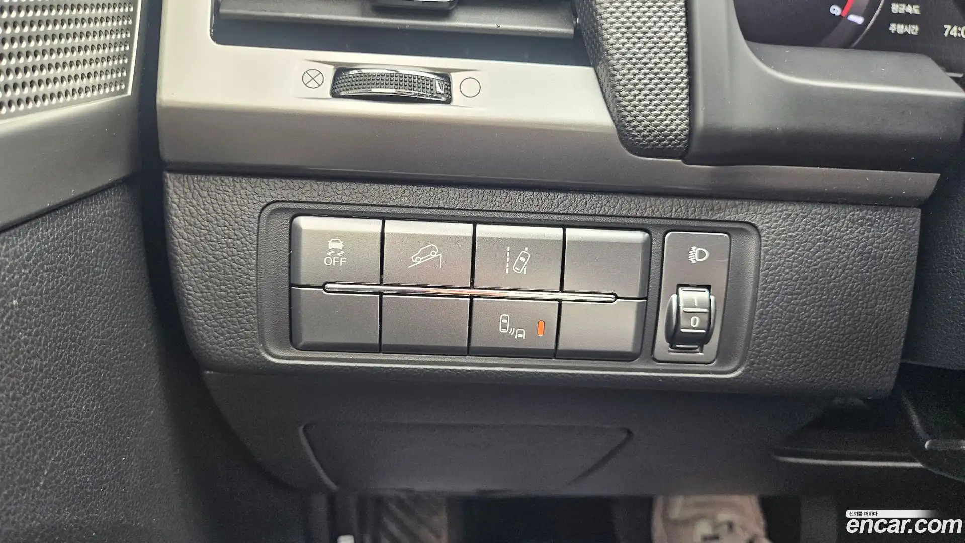 Rexton KG Mobility 2019.6-OPTION-015