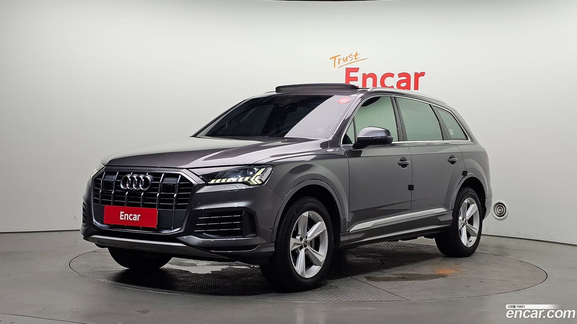 Main__Slider__Photo:Q7 Audi 2022.0-0