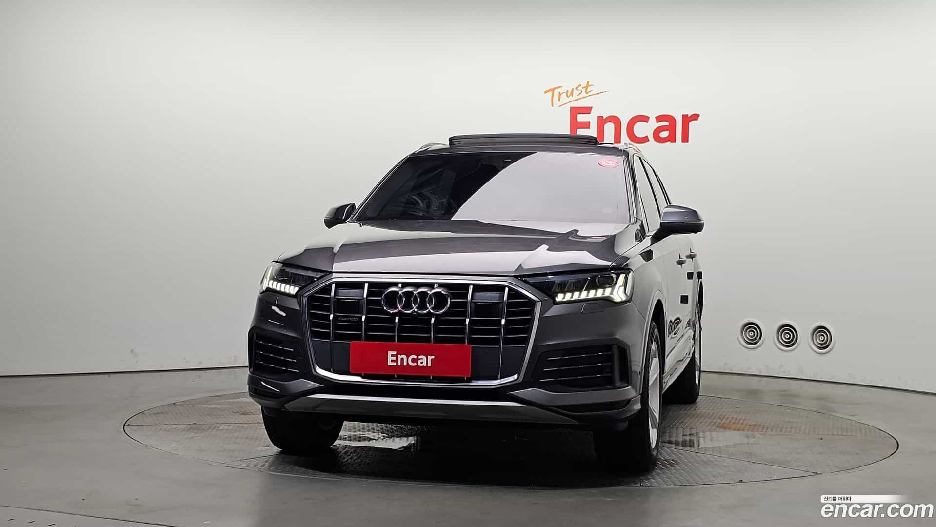 Q7 Audi 2022.0-OUTER-003