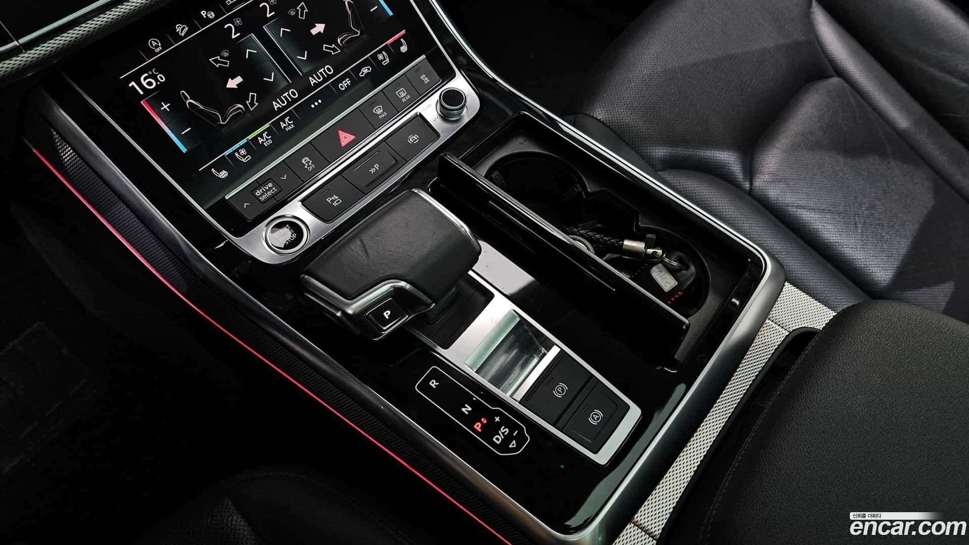 Q7 Audi 2022.0-INNER-009