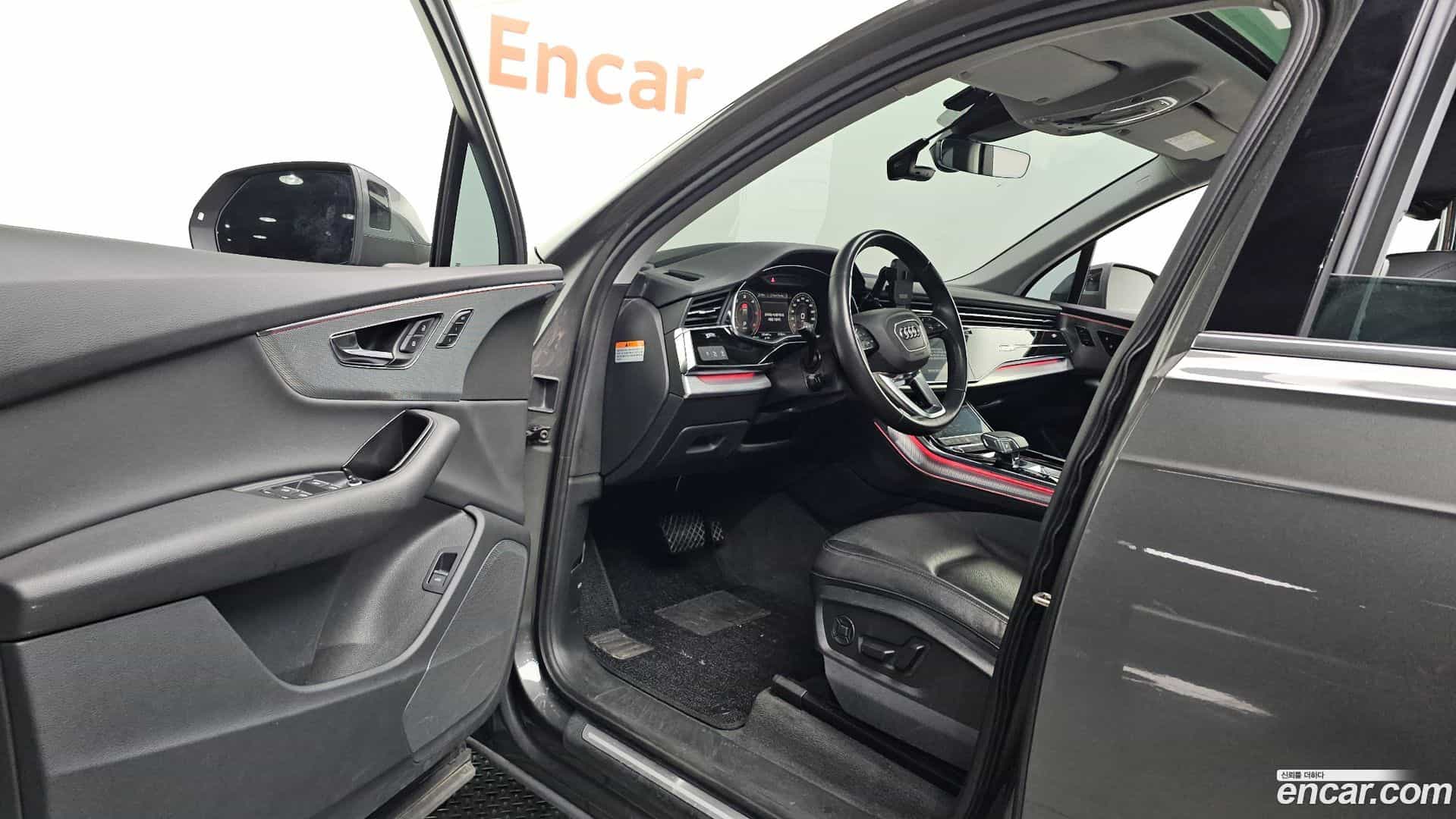 Q7 Audi 2022.0-INNER-010