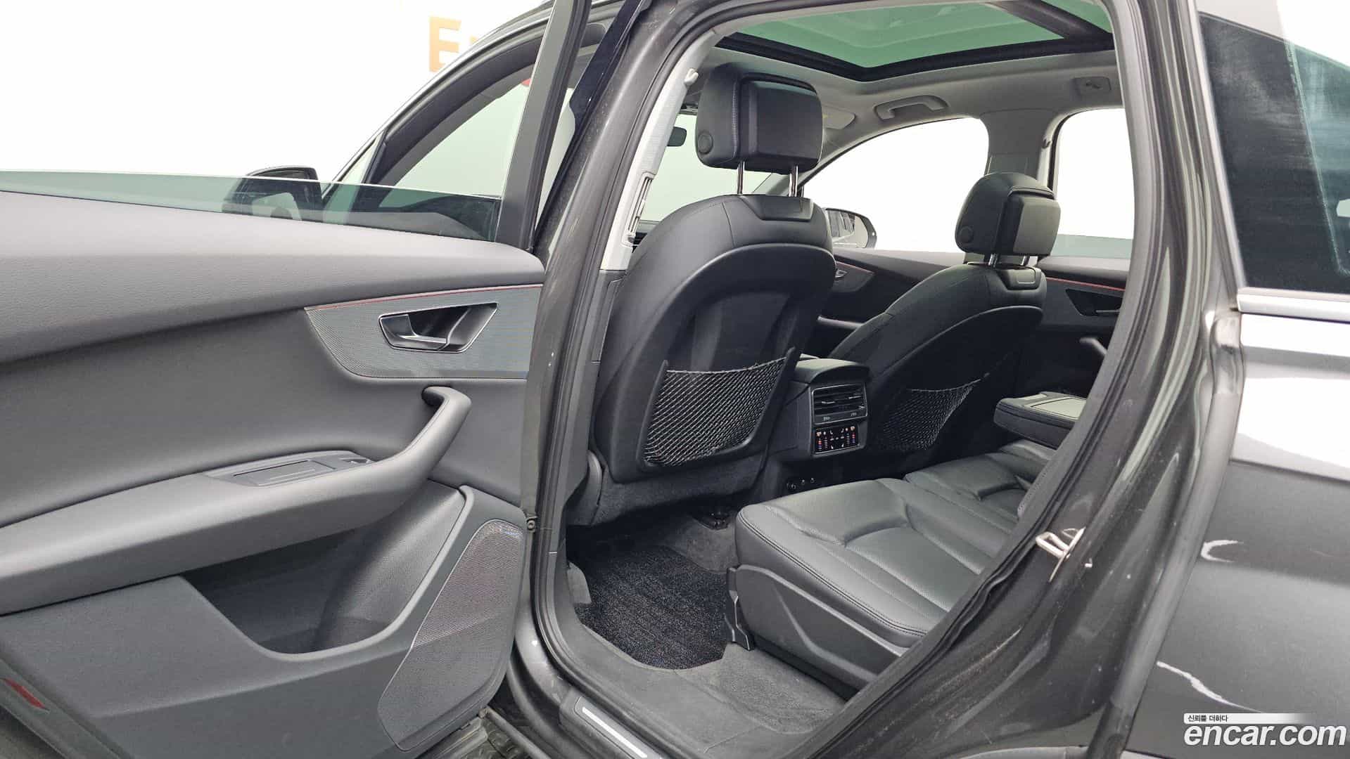 Q7 Audi 2022.0-OPTION-015
