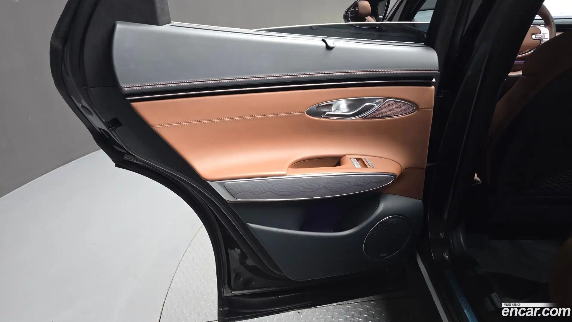 GV70 Genesis 2023.6-INNER-035