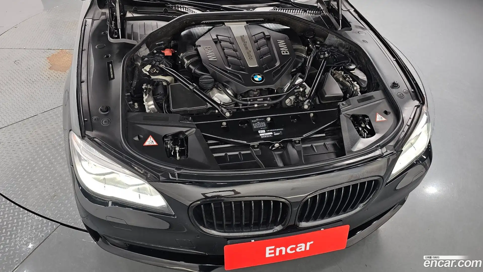 7-Series BMW 2013.11-OUTER-006